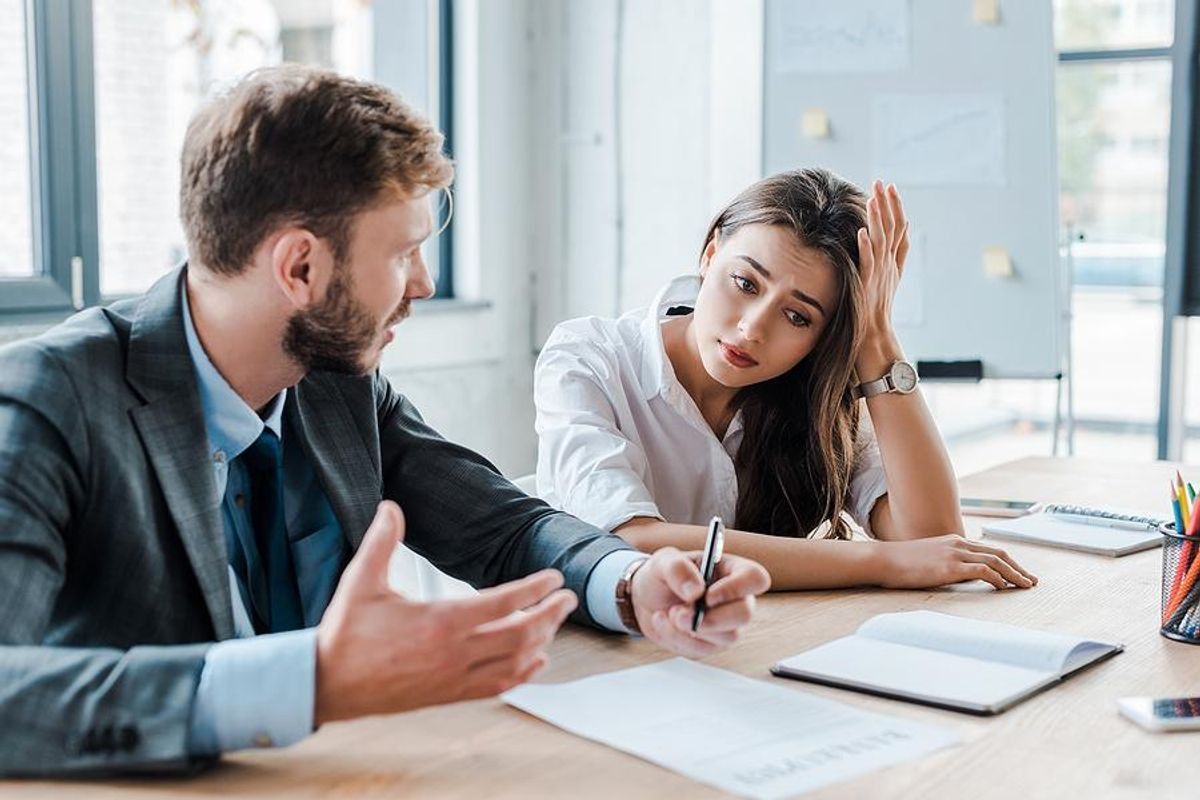 Ngụy biện là gì và vì sao ngụy biện nơi công sở lại phổ biến?