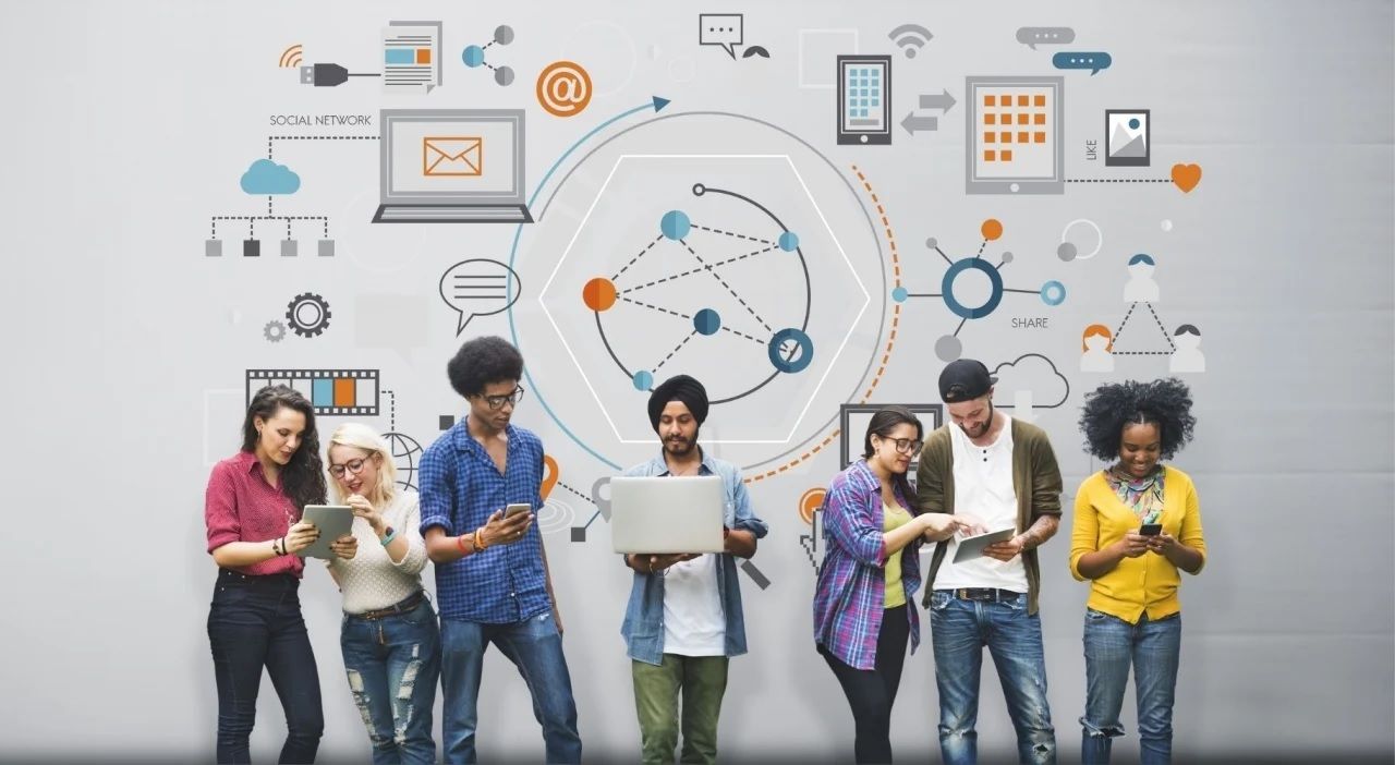 Cộng đồng giúp tăng sự gắn kết giữa các cá nhân (Nguồn ảnh: Internet)