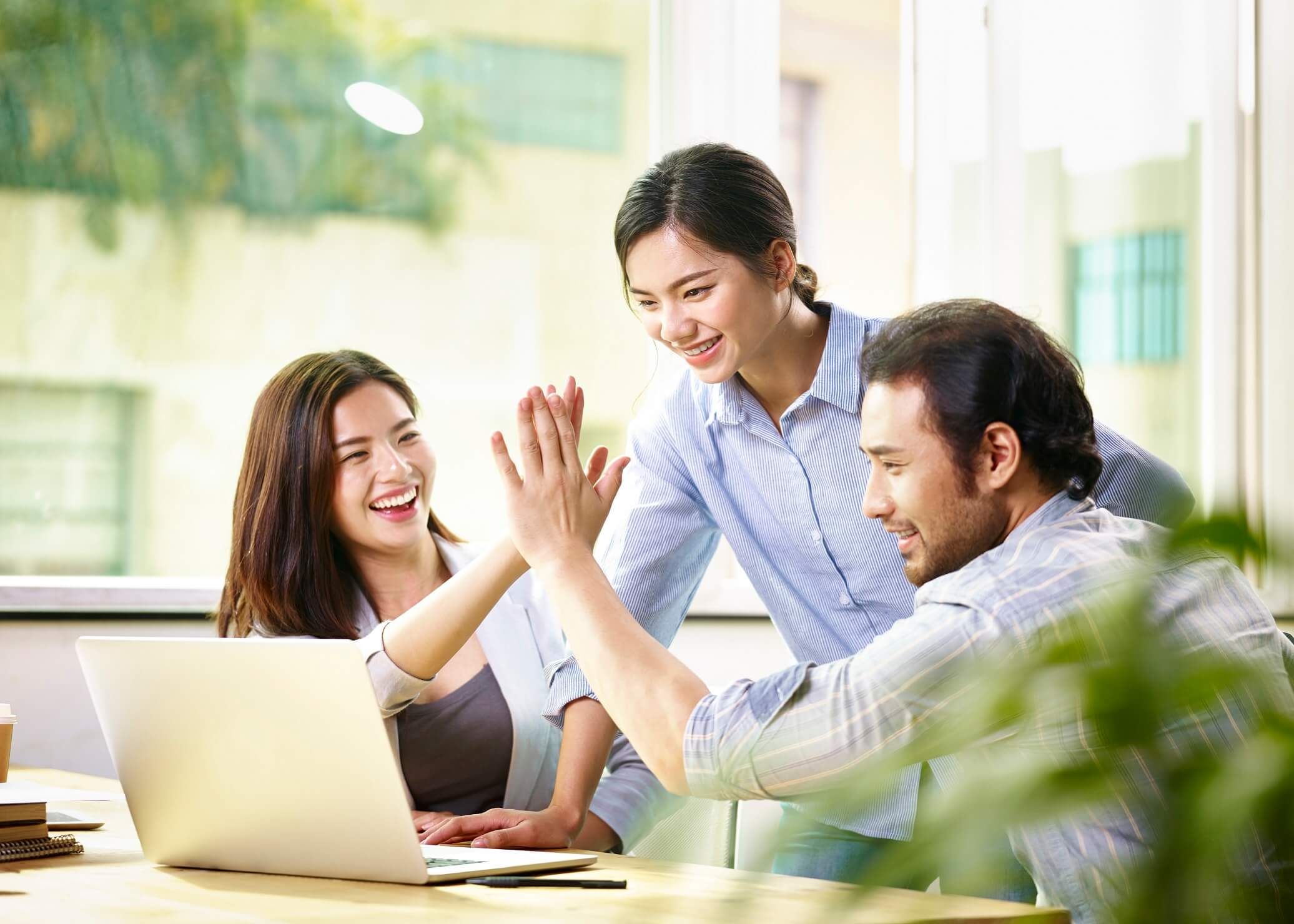 Hạnh phúc là gì? Tầm quan trọng và bí quyết giúp nuôi dưỡng hạnh phúc