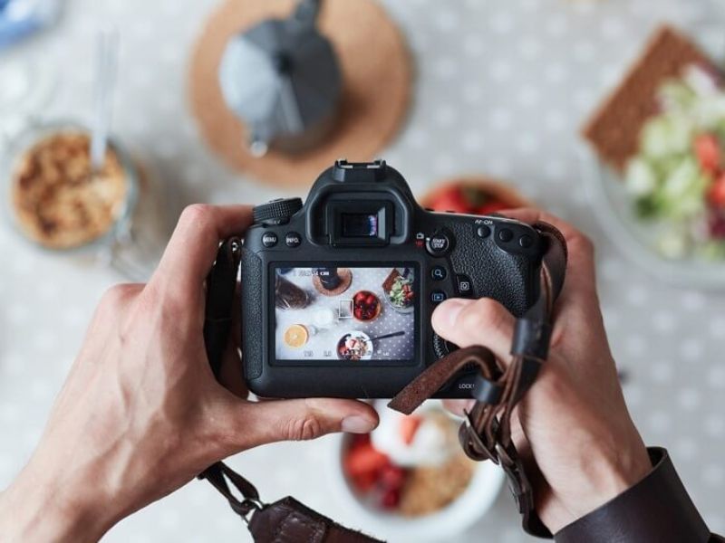 Nhiếp ảnh gia có mặt ở mọi lĩnh vực của cuộc sống