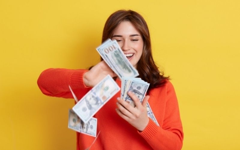 Phông bạt là gì? Lối sống phông bạt là tốt hay xấu?