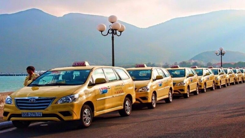 Gọi xe taxi Quy Nhơn: tổng hợp 15+ tổng đài & bảng giá cước 24/7