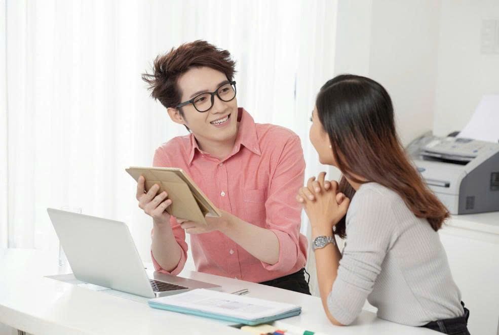 Trung thực là gì? Tầm quan trọng, biểu hiện và cách rèn luyện