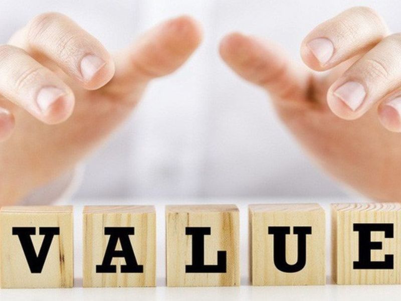 Value là gì? Khám phá ý nghĩa và vai trò trong kinh tế hiện đại